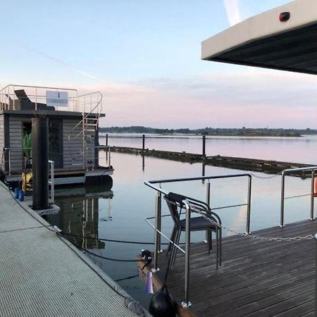 Hausboot Fjord Aries Mit Dachterrasse In Schleswig Hotel Екстериор снимка